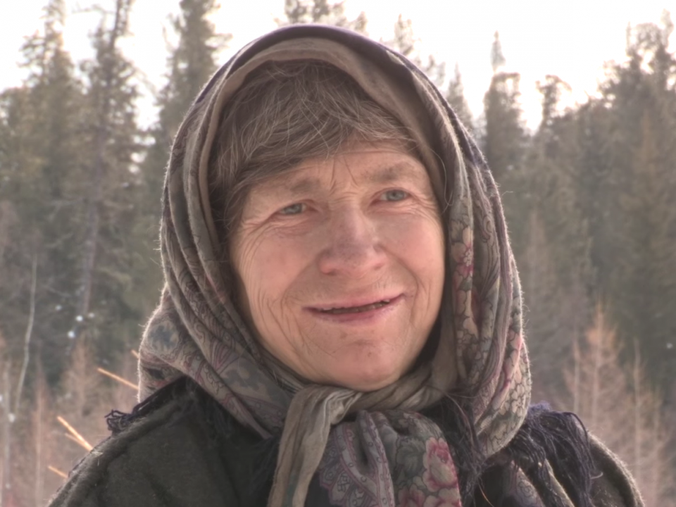 These Incredible Photos Show One 72 year old Woman s Hermit Lifestyle 