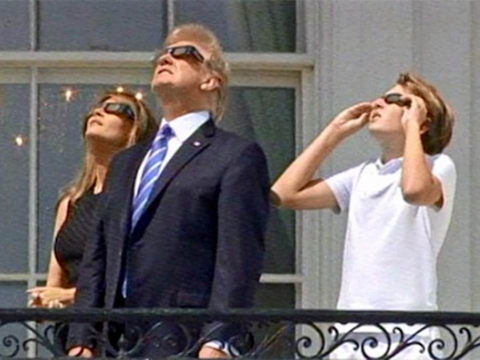 Here's Trump watching the solar eclipse | Business Insider India