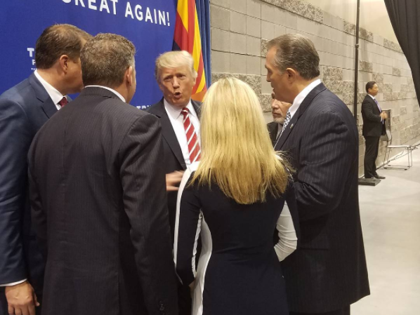 Photo Shows Trump Meeting With 2 Potential Challengers To A Vulnerable