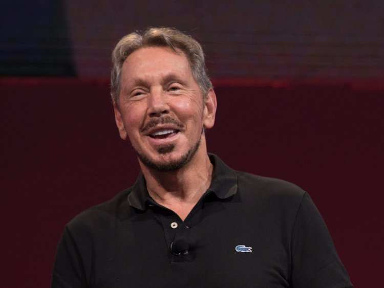 Larry Ellison loves to rail against Amazon but this analyst says ...