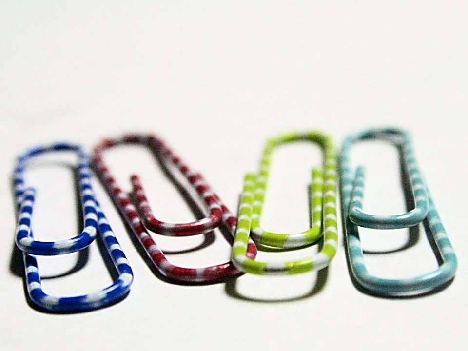 This addictive free paperclip game is also a terrifying lesson in how ...