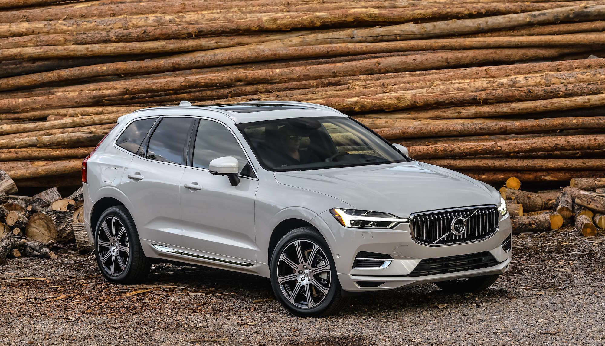 Best compact luxury crossover/SUV Volvo XC60 AWD Business Insider India