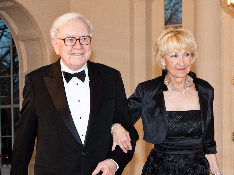 Warren Buffett and Astrid Menks married in 2006, on his 76th birthday ...