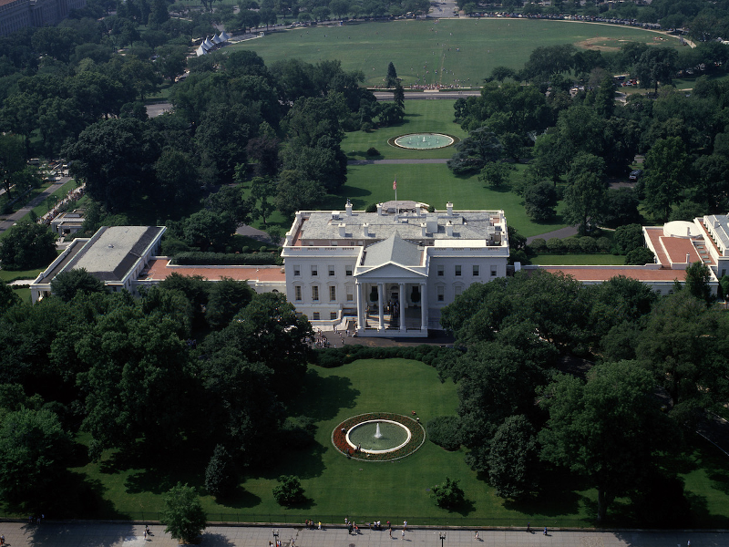 white house side view