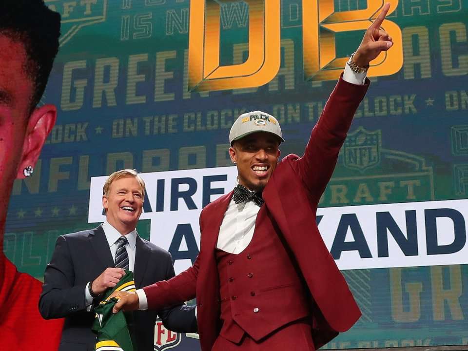 Every pick from the first round of the 2018 NFL Draft will likely get  multi-million dollar contracts - here's what each player is expected to  make