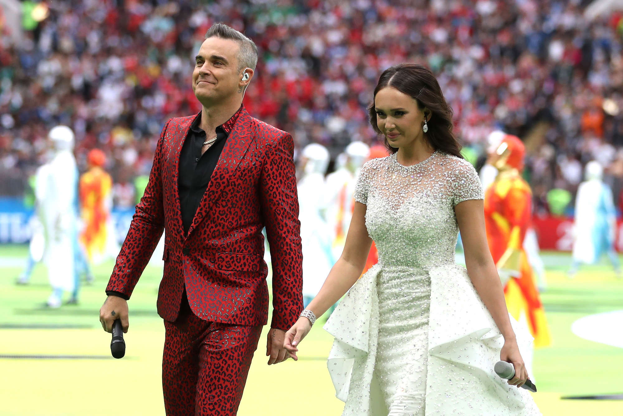 An opera singer, a middle finger, and Putins speech: All the best photos  from the 2018 World Cup opening ceremony | BusinessInsider India