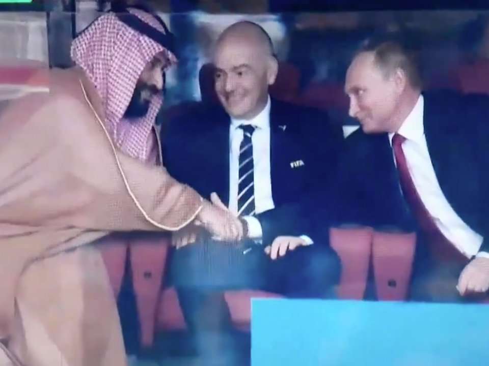 Twitter Erupted At A Funny Image Of Putin And The Crown Prince Of Saudi