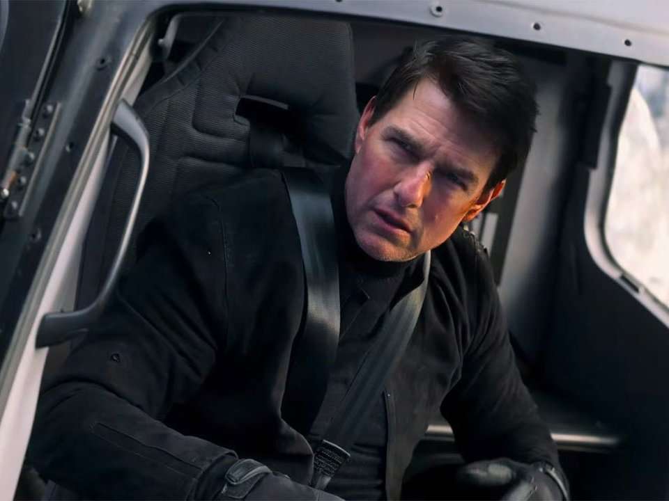 doctors-told-tom-cruise-he-might-never-run-again-after-he-broke-his