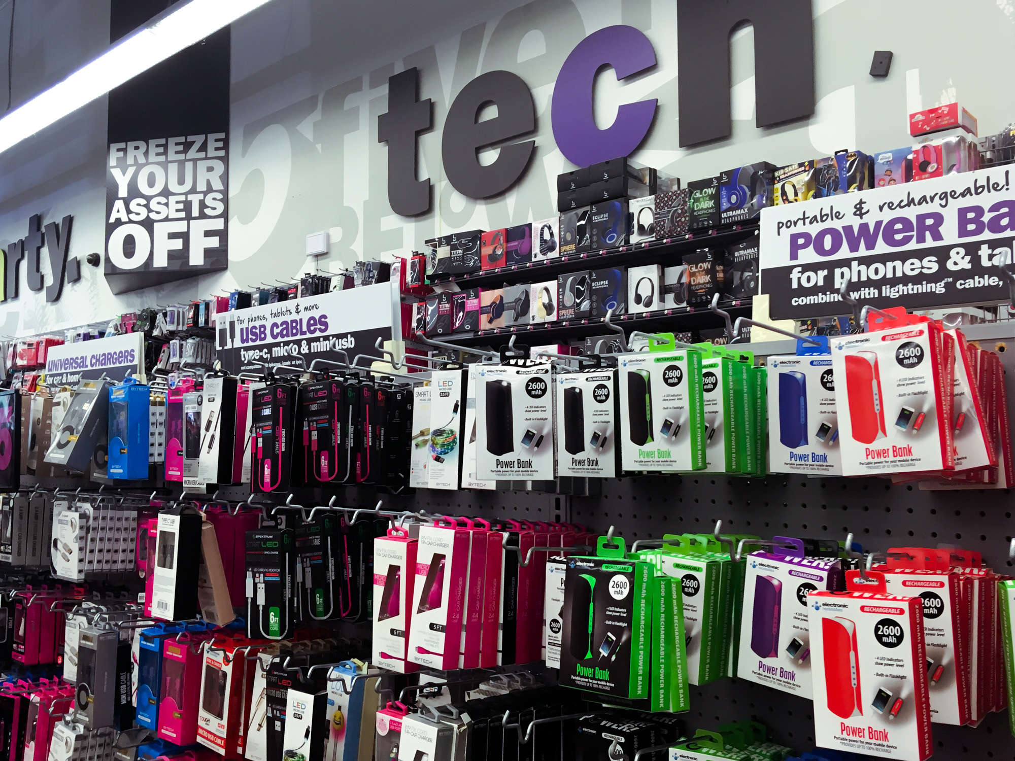 Five Below — think dollar store for teens — opens two Tampa Bay