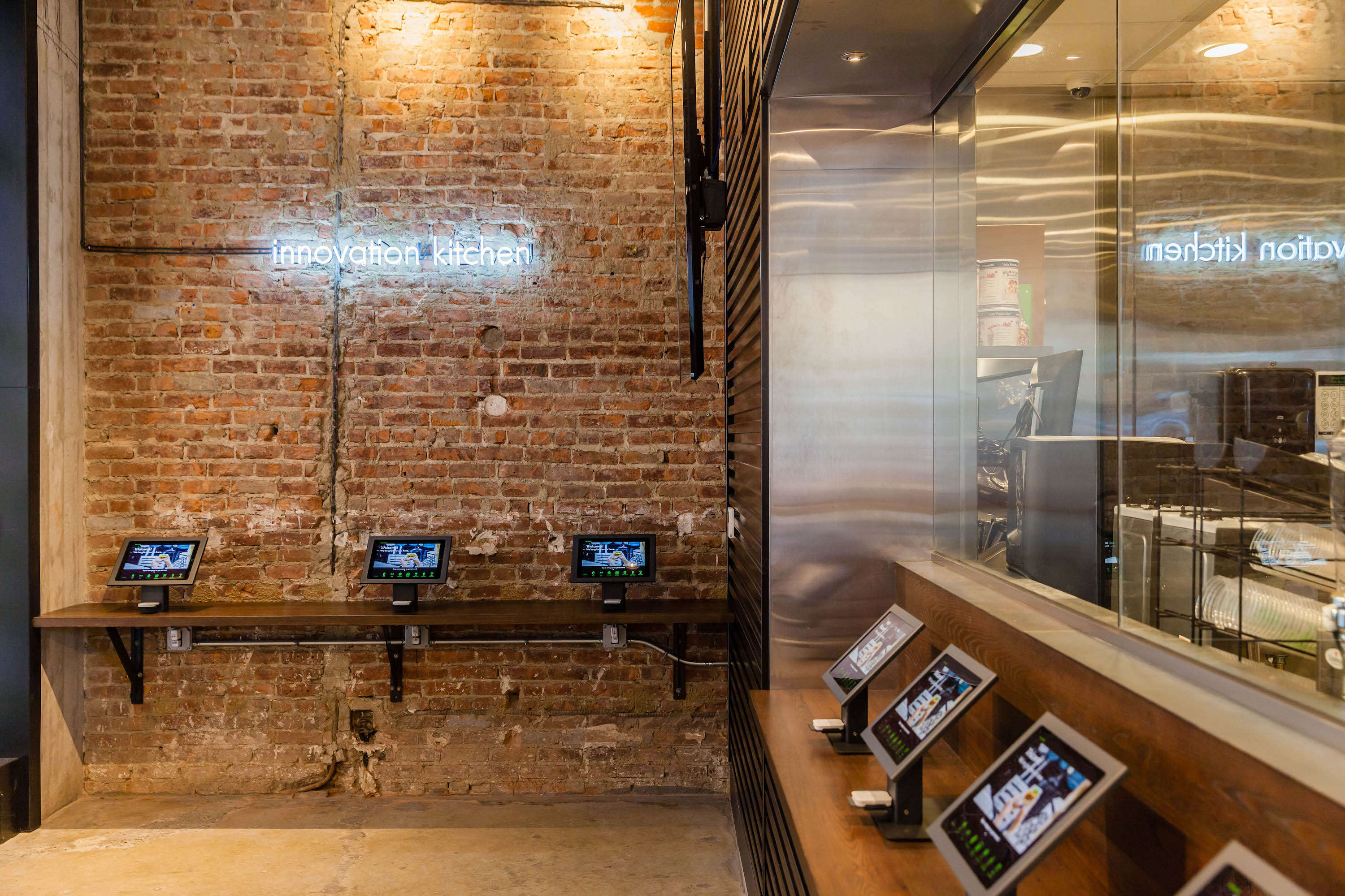 like-most-of-shake-shack-s-new-restaurants-there-are-digital-ordering-kiosks-in-place-of