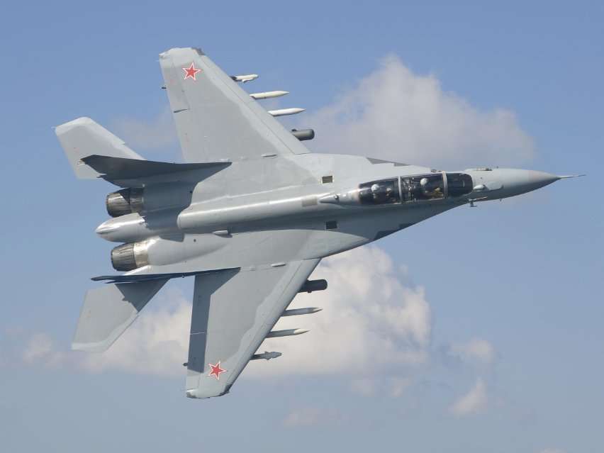 7 photos of the MiG-35, a highly maneuverable fighter jet that Russia ...