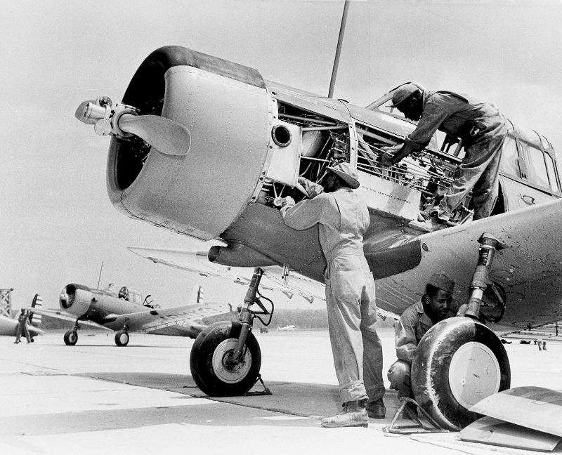 Tuskegee continued training pilots, navigators, bombardiers, and other ...