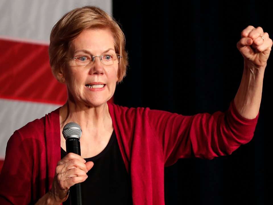 Elizabeth Warren Officially Announced That She S Running For President In 2020 Business