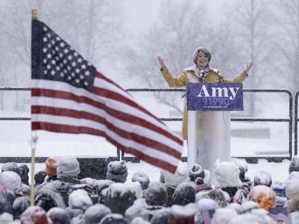 Photos Sen Amy Klobuchar Announced Her 2020 Presidential Bid In A Minneapolis Snowstorm