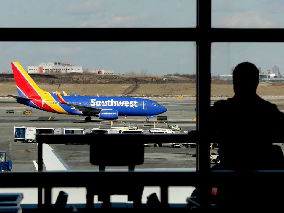 southwest airlines cancelled flights thousands