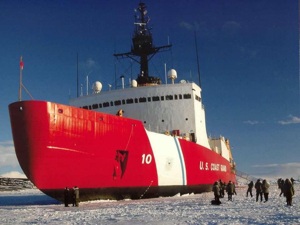 a-fire-broke-out-aboard-the-us-s-only-heavy-icebreaker-in-one-of-the