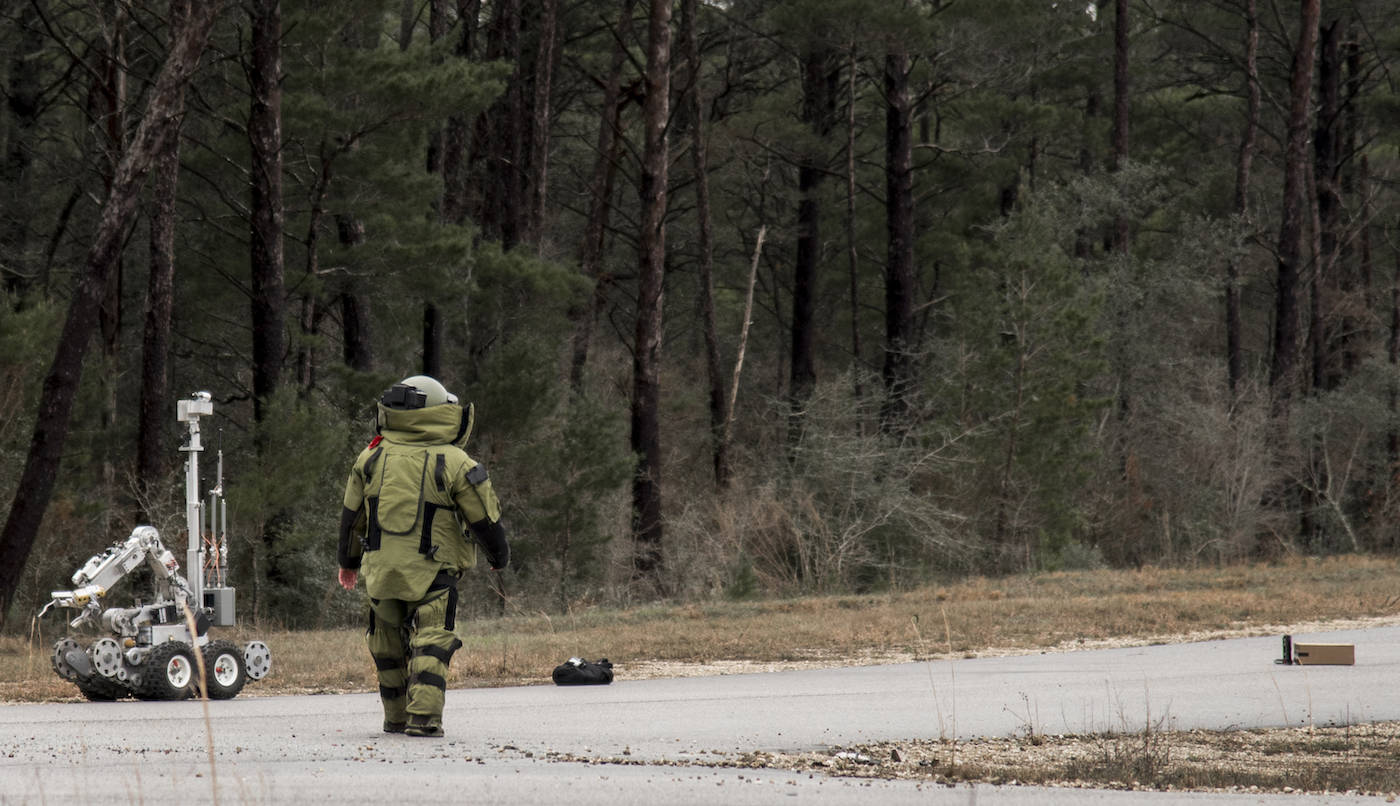 BI: How is Air Force EOD distinct from Army EOD or Marine ...