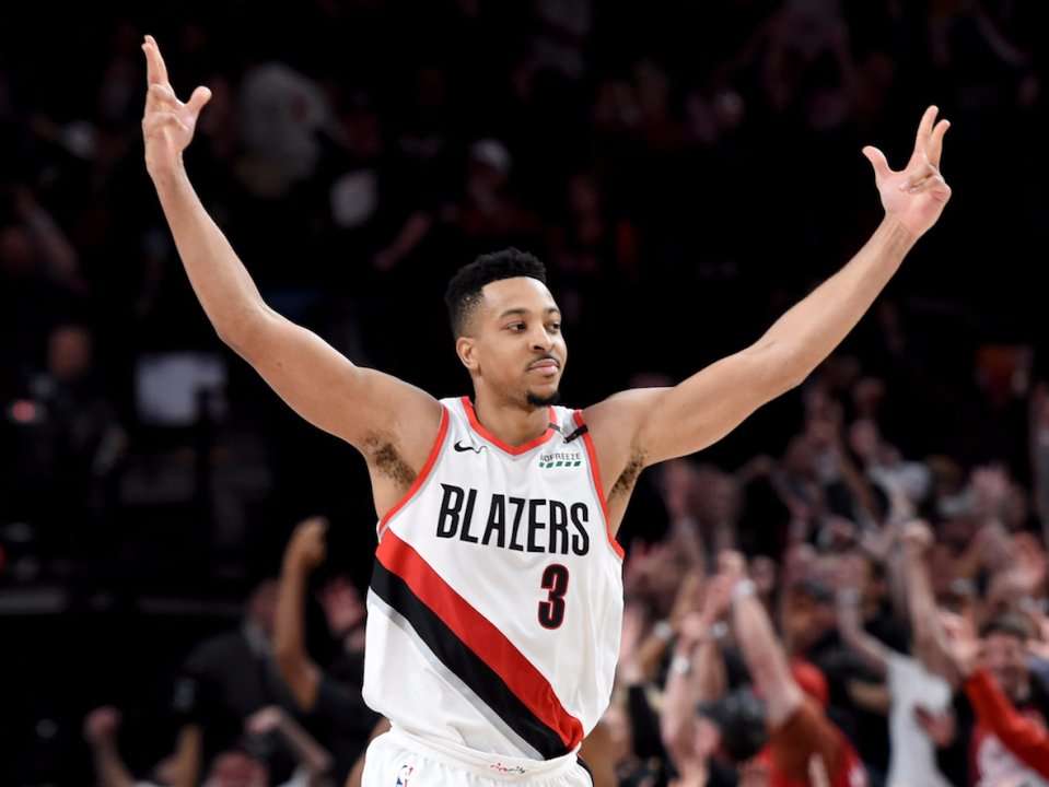 C.J. McCollum Pulled Off A LeBron James-like Block And Michael Jordan ...