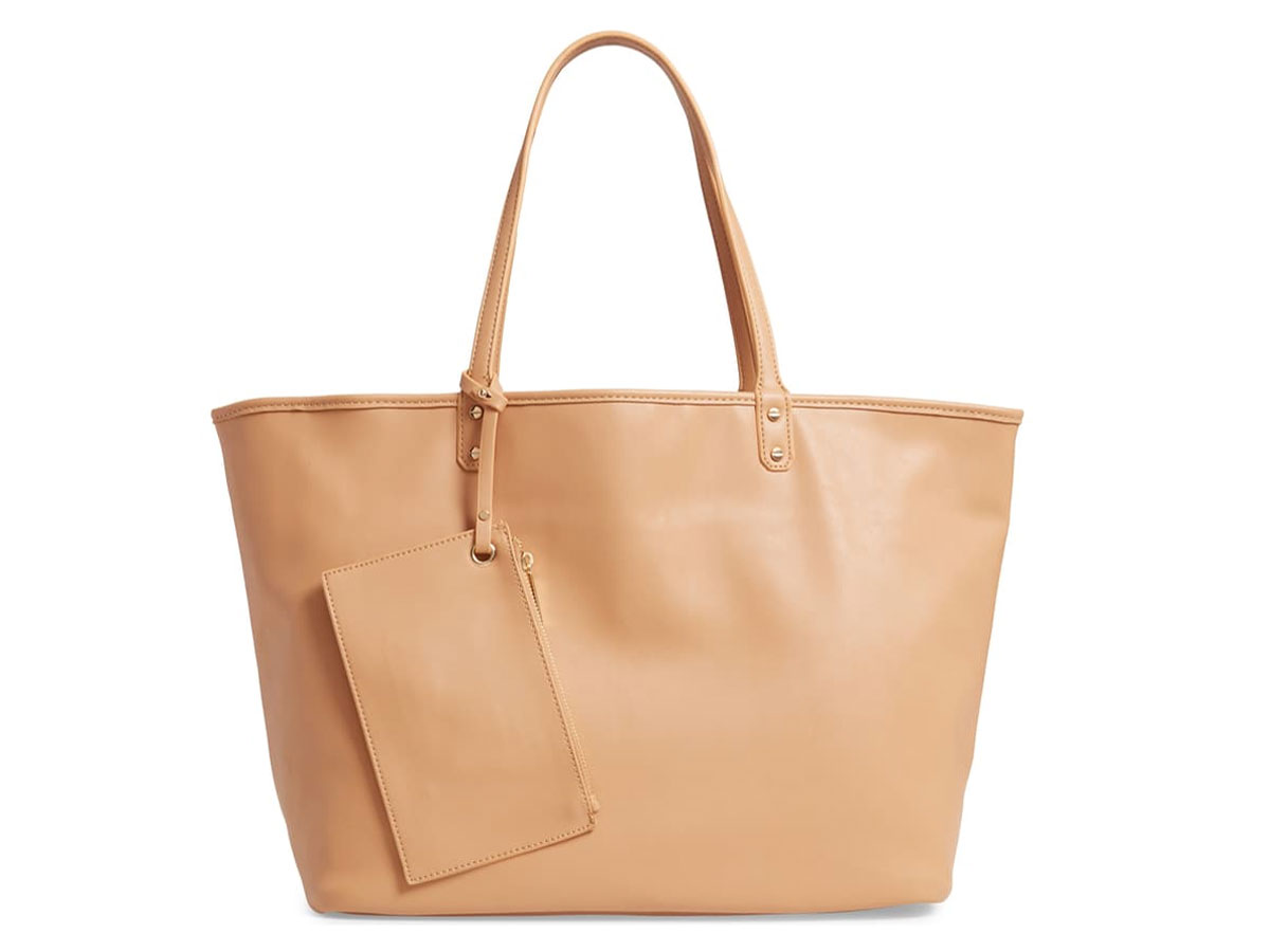 Where Can I Find: A Quality Leather Tote That Fits All My Crap