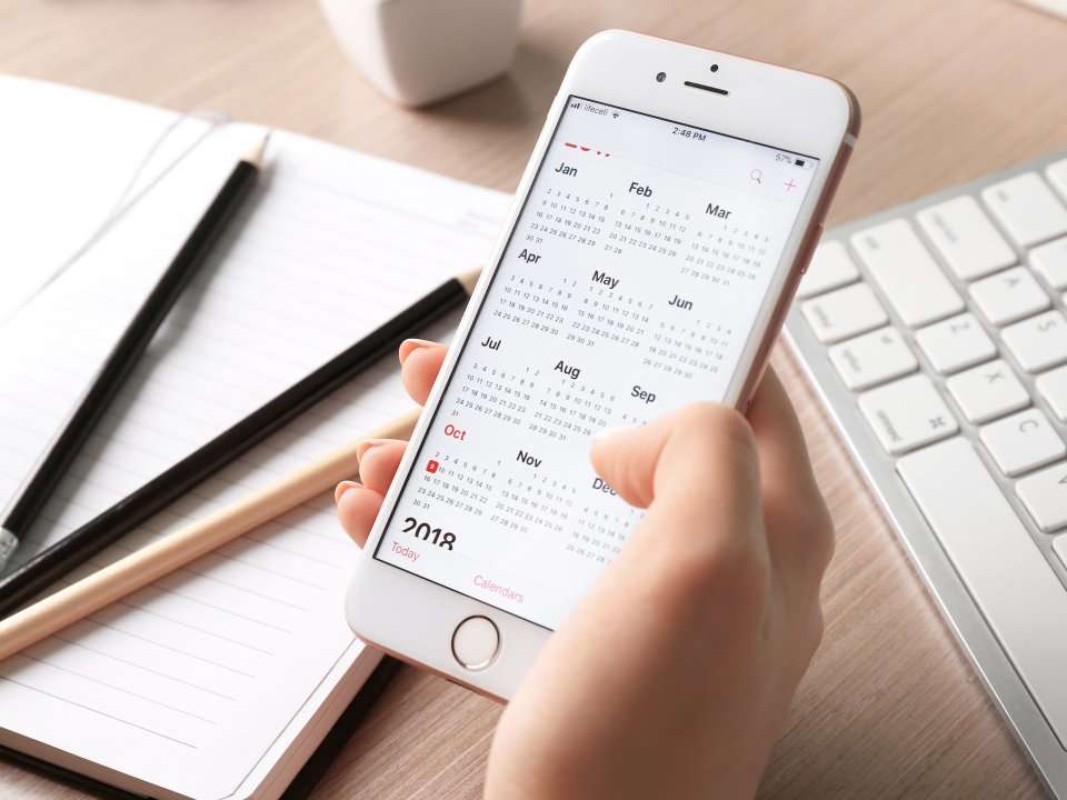 How to sync a Google Calendar with your iPhone s built in calendar app