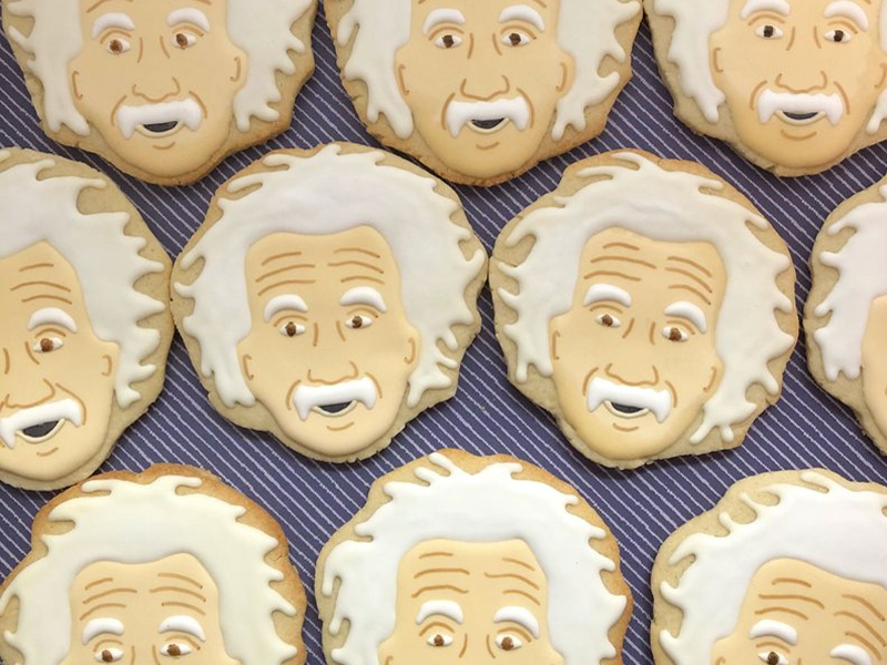 Custom cookies of his face | Business Insider India