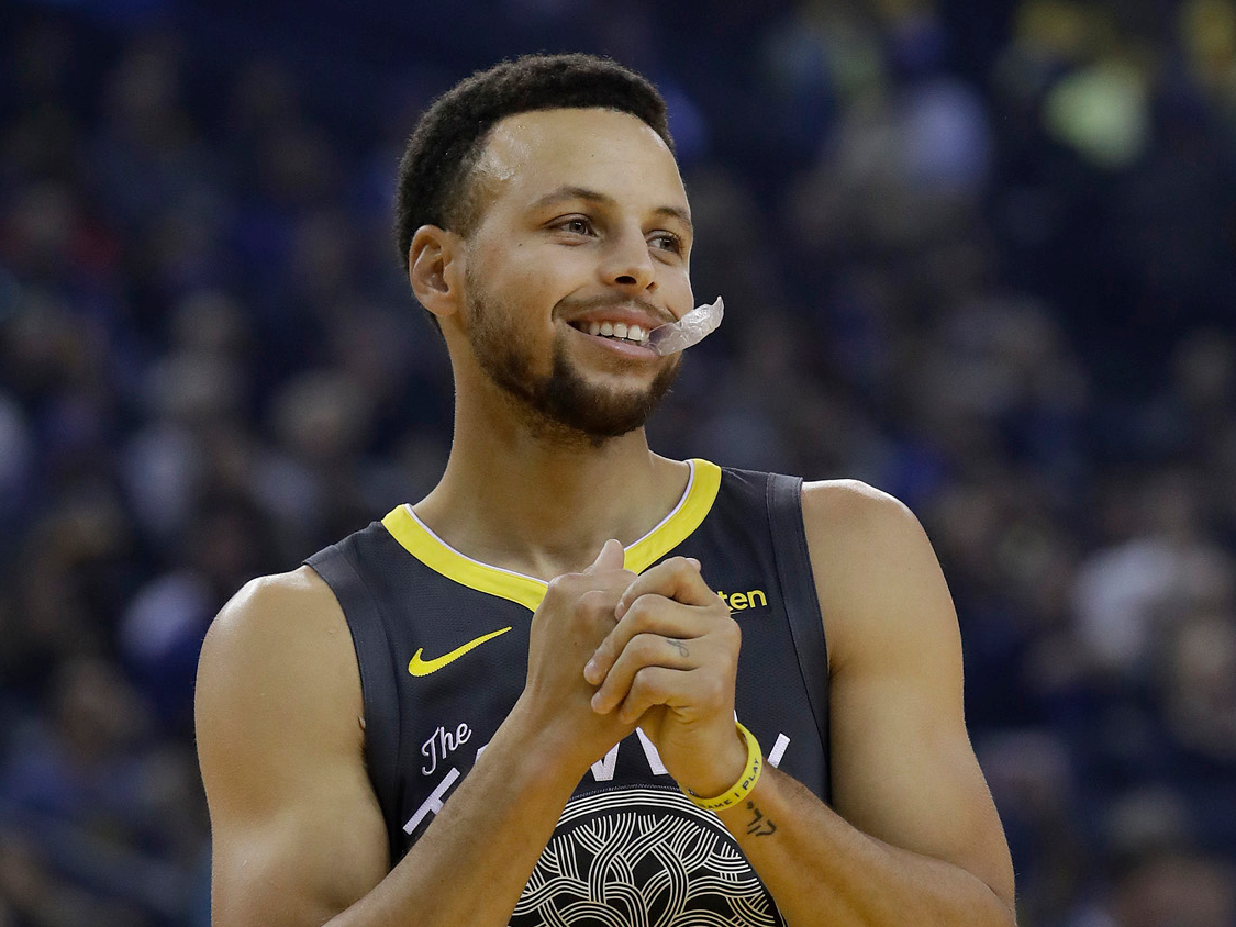 Stephen Curry made 55% of his earnings from endorsements. | Business ...