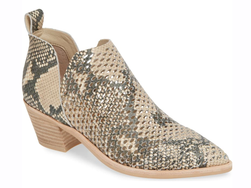 Dolce vita hotsell coltyn booties snake