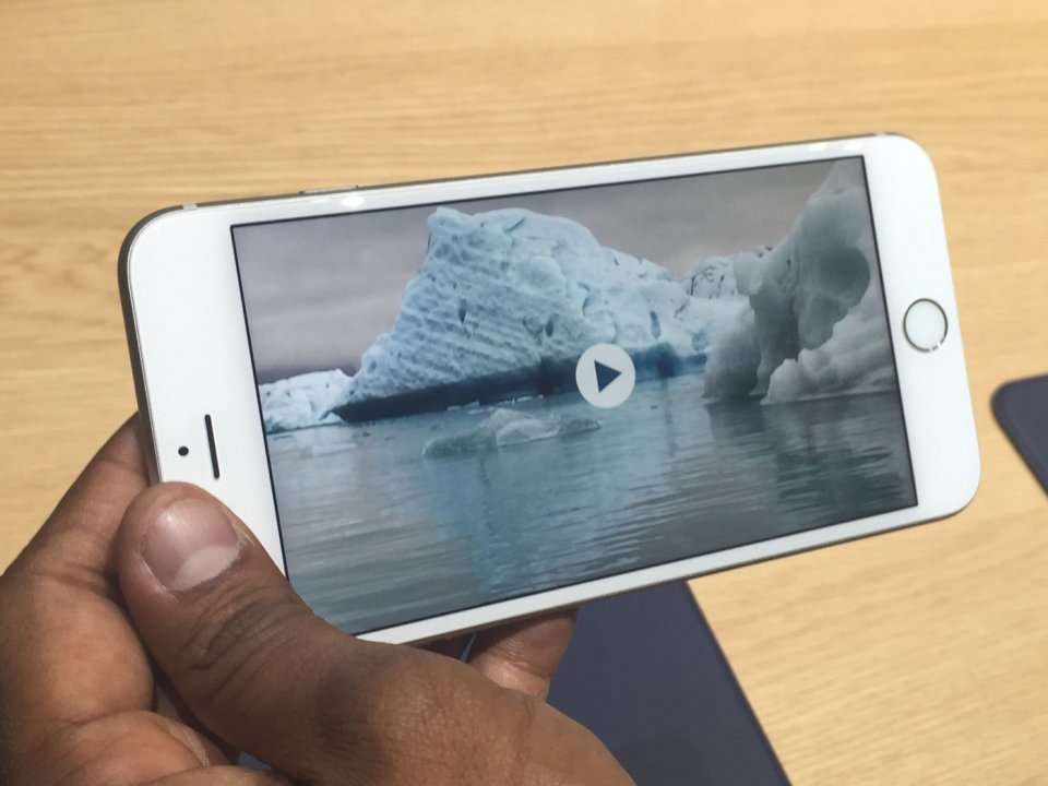 how to make imovie vertical on iphone