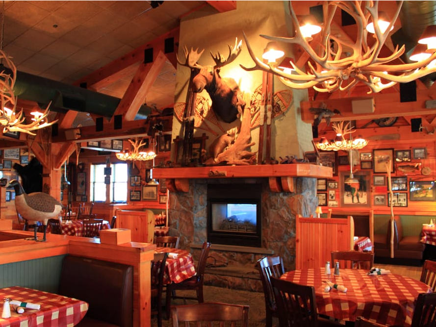BUGABOO CREEK — This Canadian-themed steakhouse chain filed for