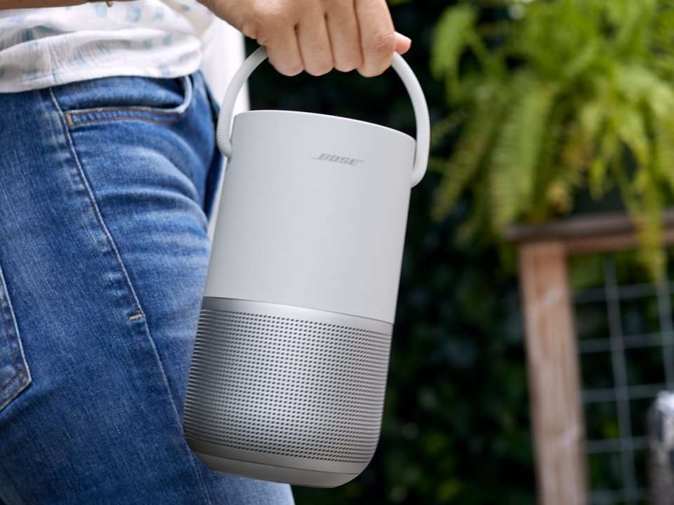 Bose announced new $350 portable Bluetooth speaker with a handle that could be the last speaker you'd ever need | Business Insider India