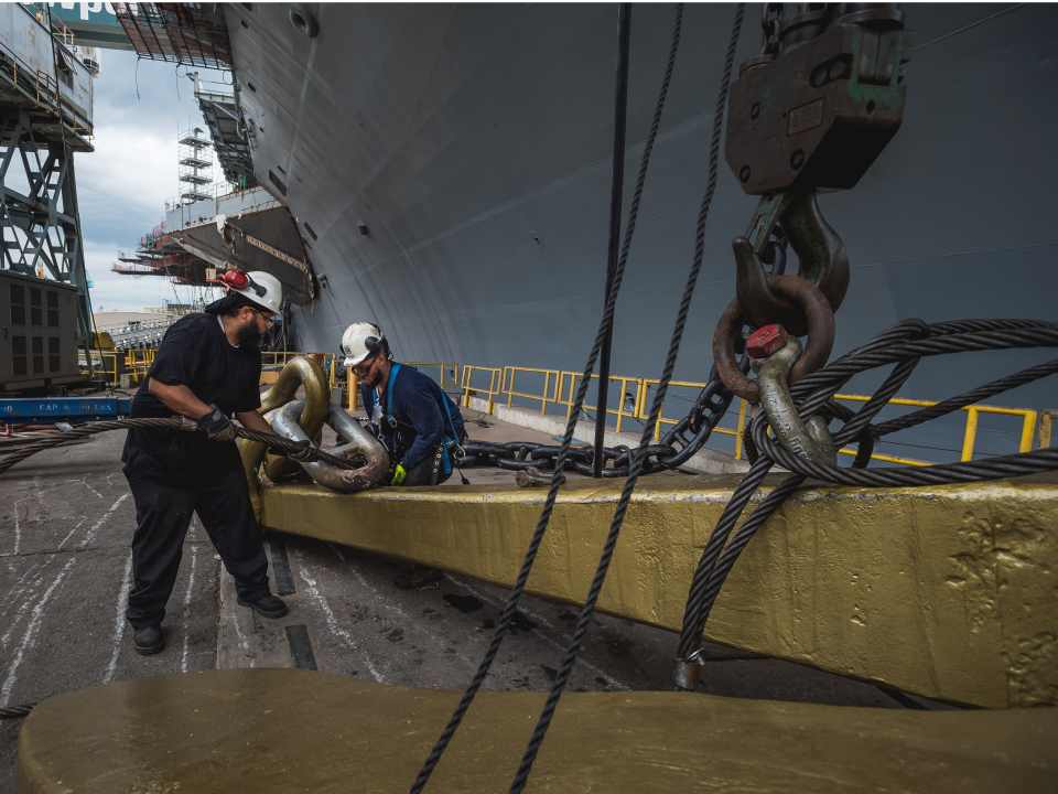 A 32-ton anchor from America's first nuclear-powered aircraft carrier ...