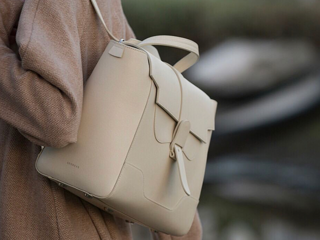 senreve-maestra-tote-backpack-bag-9 - MEMORANDUM  NYC Fashion & Lifestyle  Blog for the Working Girl