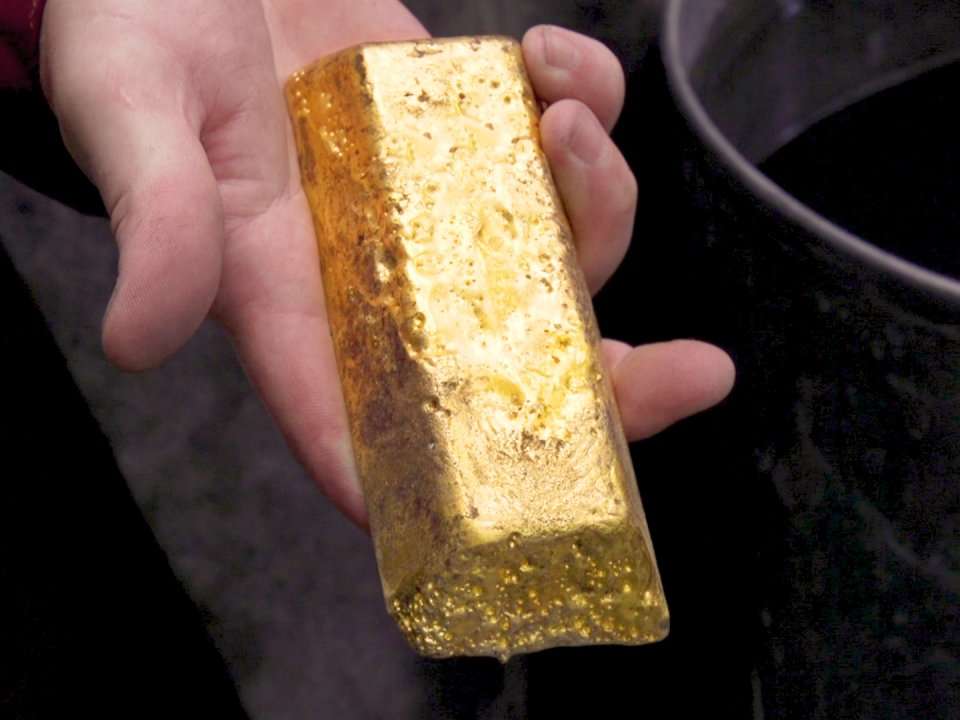 gold-can-cost-1-500-per-ounce-here-s-why-it-s-so-expensive