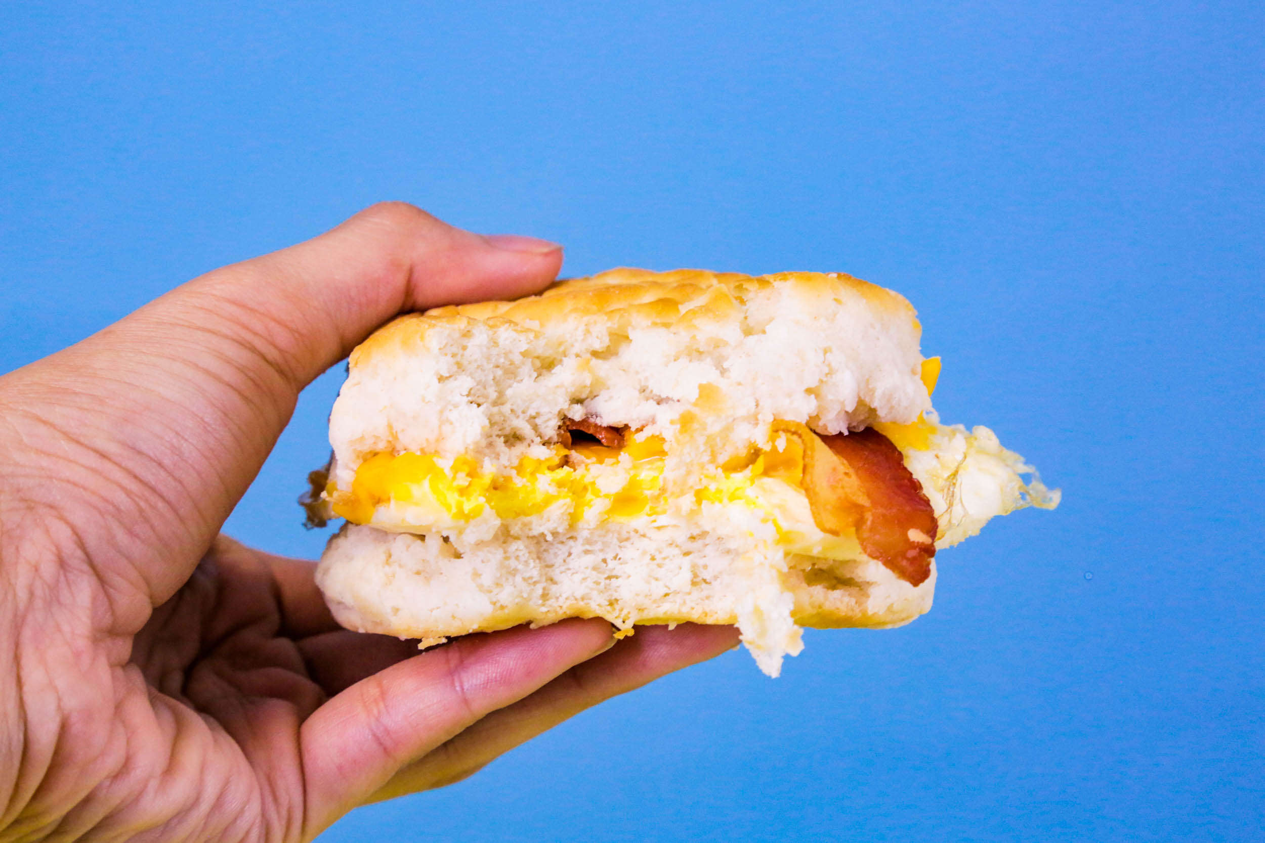 This Clever Little Gadget Makes Sandwiches That Are 'Better Than McDonald's  Egg McMuffins