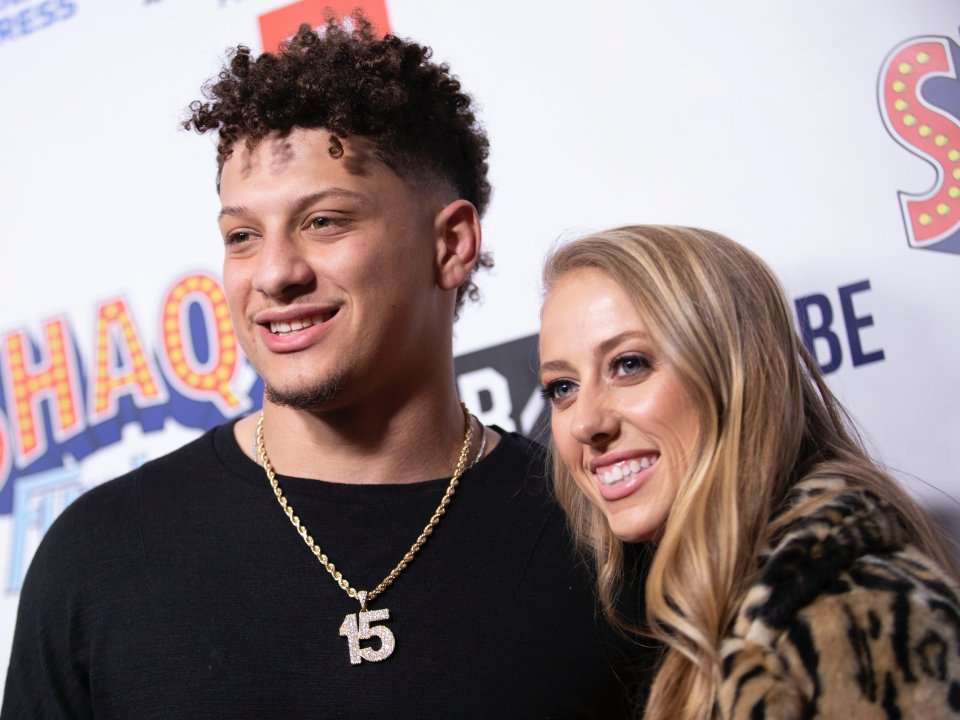 Patrick Mahomes And His Girlfriend Brittany Matthews Are Childhood ...