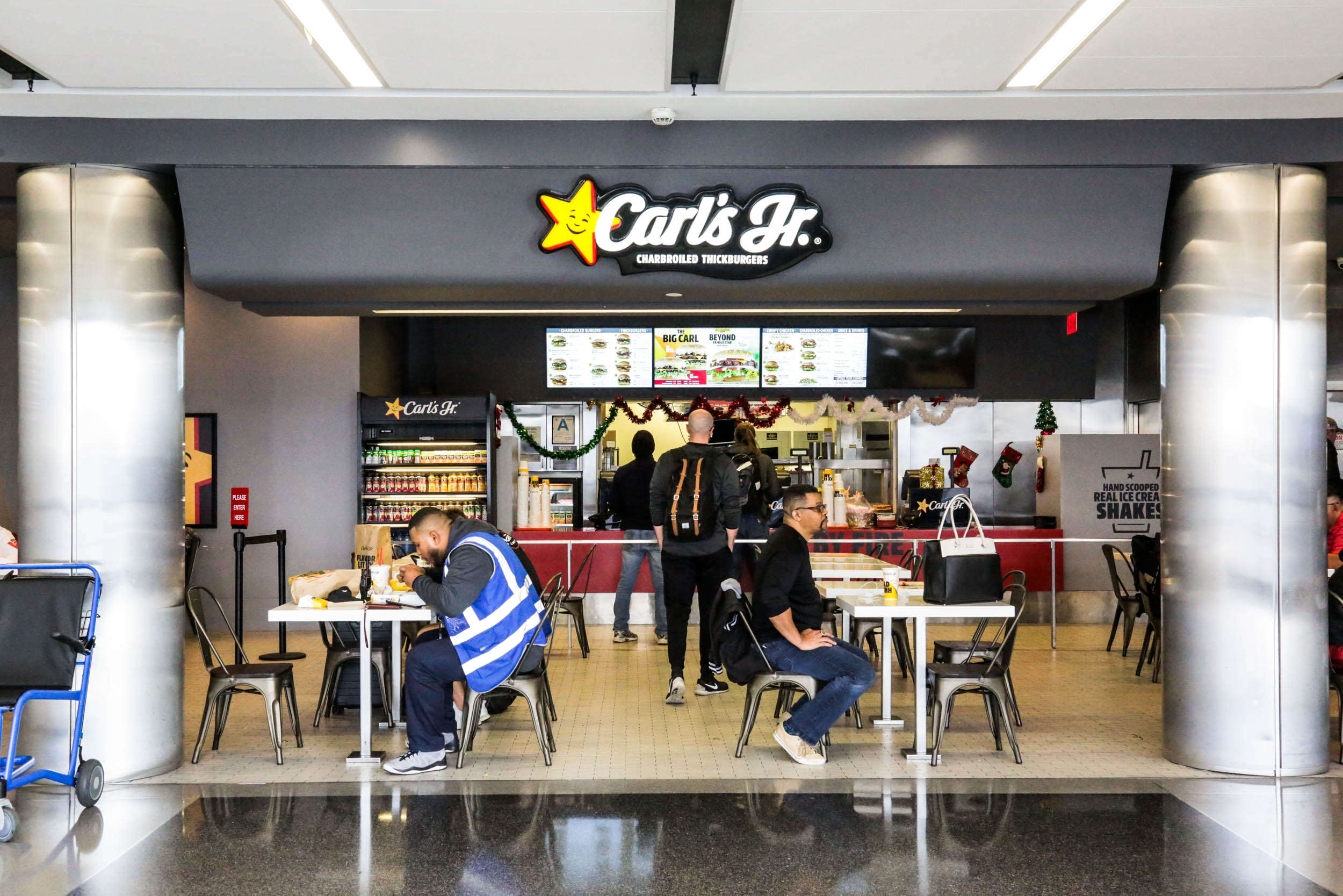 I Went To The Carl S Jr Restaurant In Los Angeles International   I Went To The Carls Jr Restaurant In Los Angeles International Airport Before A Flight To New York  