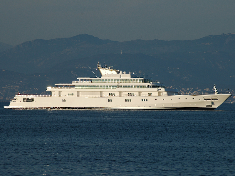 Superyachts currently docked in St. Barts include Rising ...