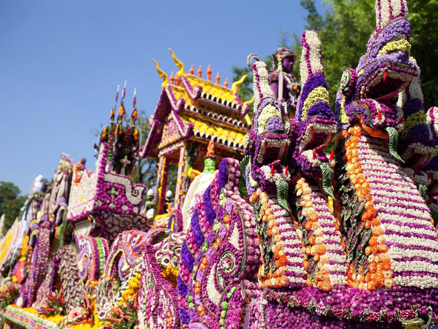 День тайланда. Праздник цветов (Chiang mai Flower Festival) - Таиланд. Тайланд фестиваль цветов в Чиангмае. Чиангмай фестиваль цветов 2022. Февраль фестиваль цветов в Тайланде.