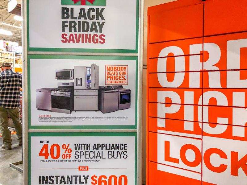 Home Depot is up. Lowe's is down. What's home improvement telling us? –  Orange County Register