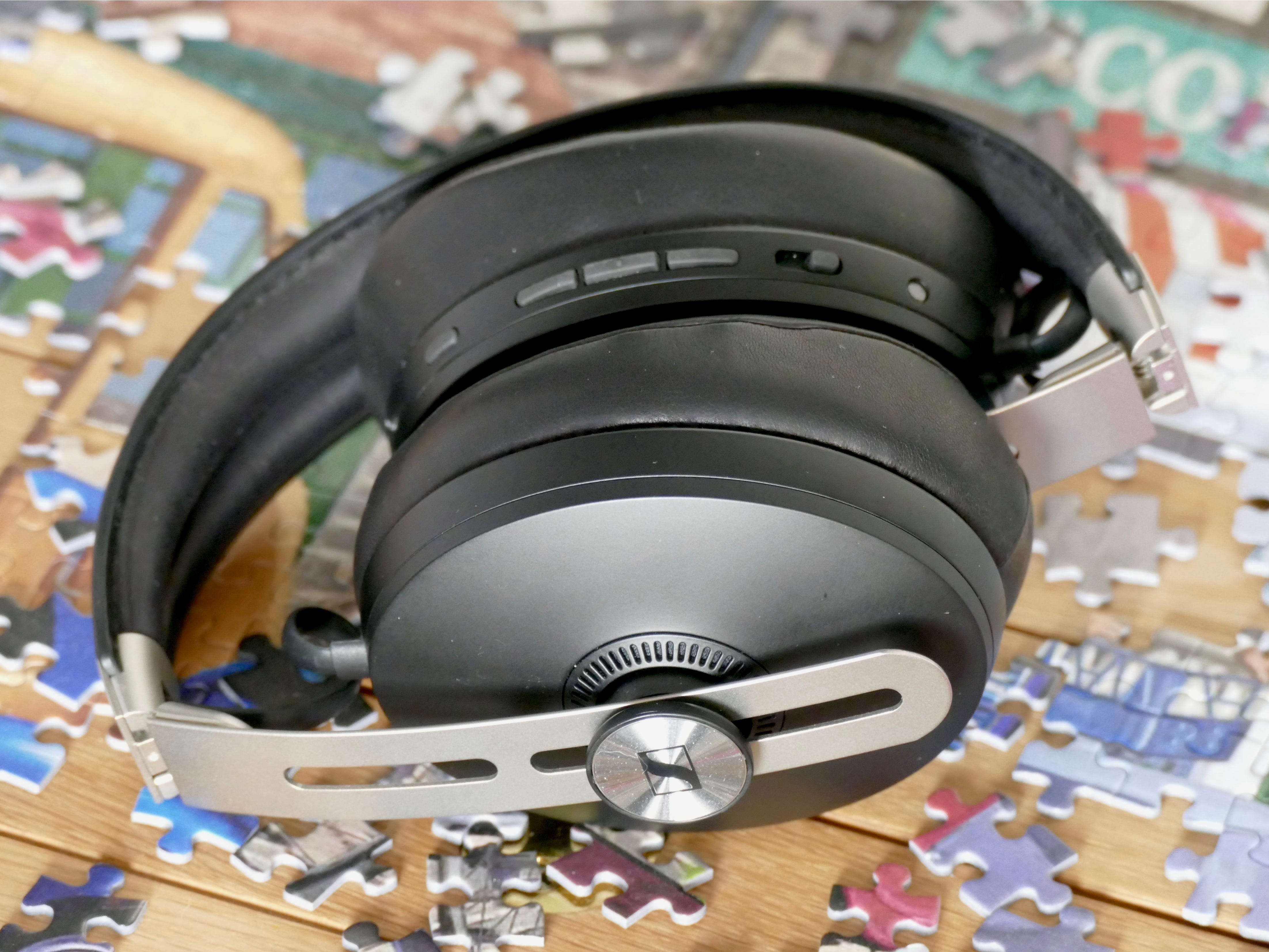 Sennheiser's large wireless headphones are not subtle or cheap at $350 ...