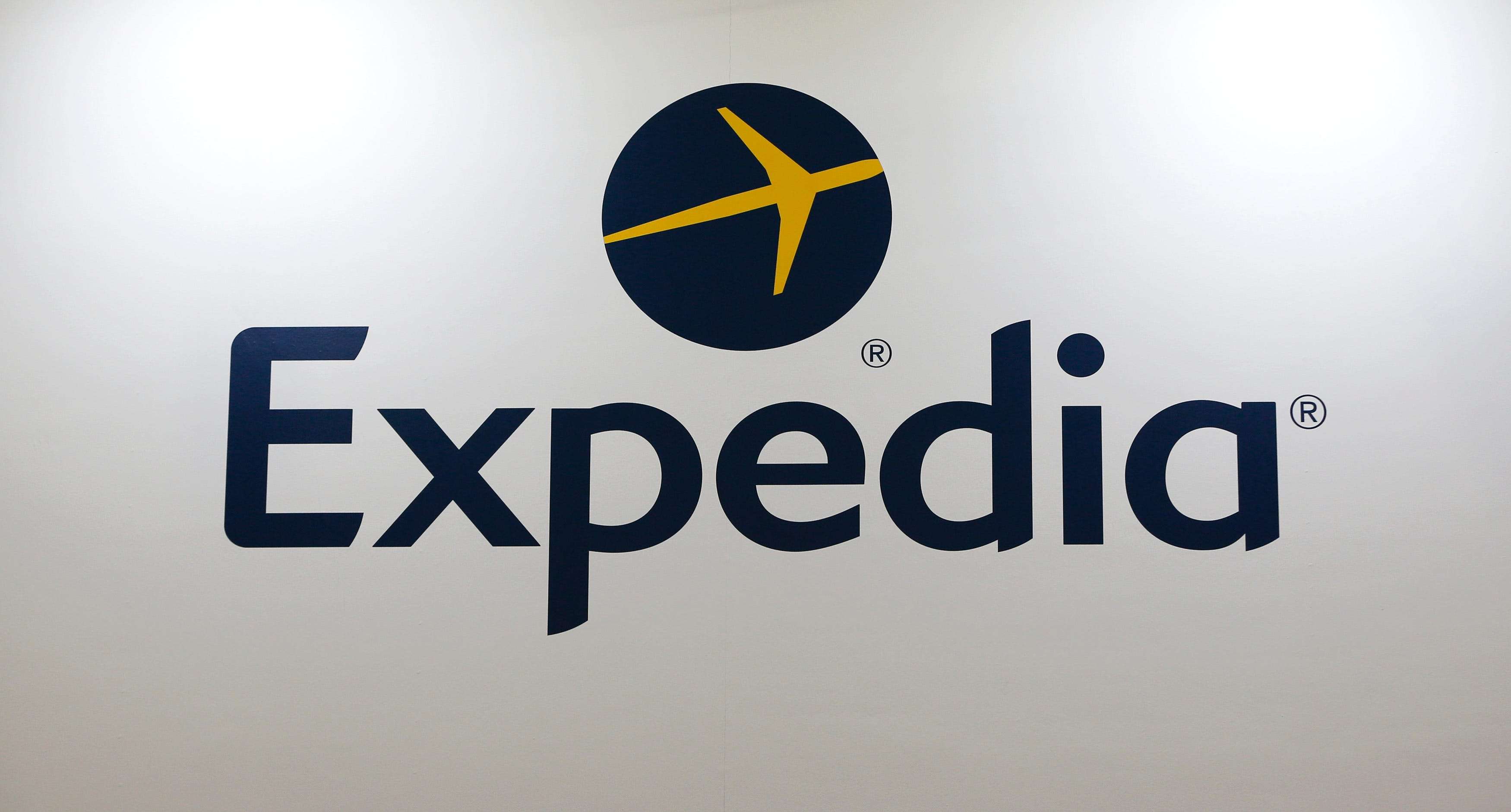 expedia flight price tracker