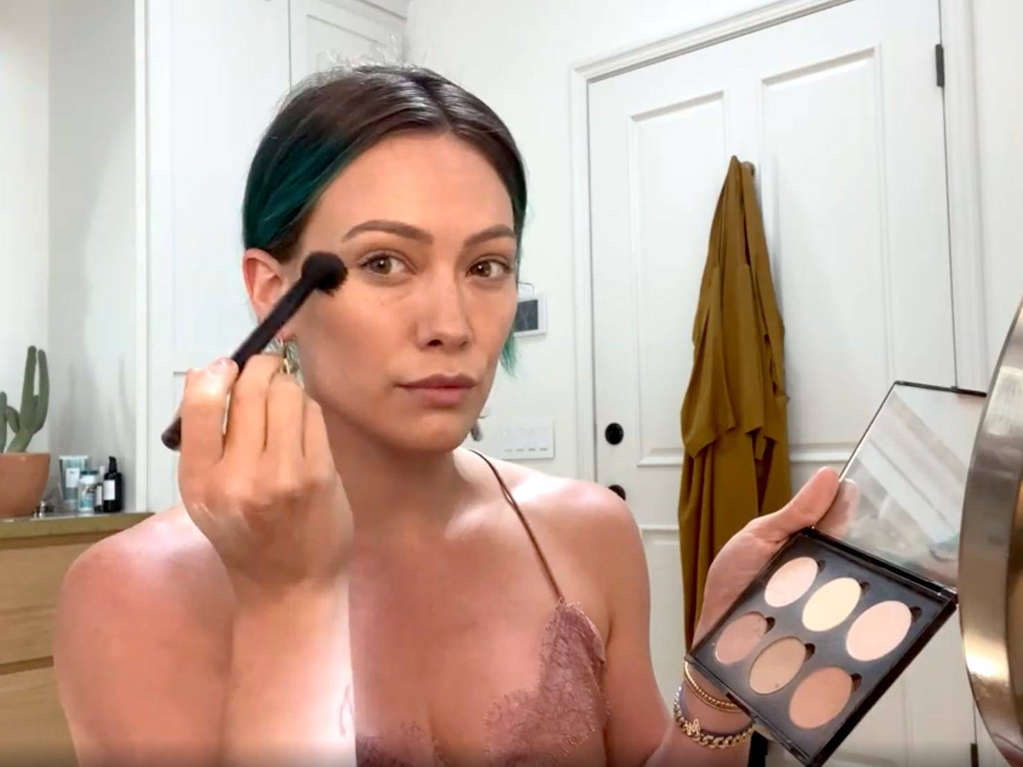 Hilary Duff Shared An Easy To Follow Makeup Tutorial On Instagram To Show That You Can Still 