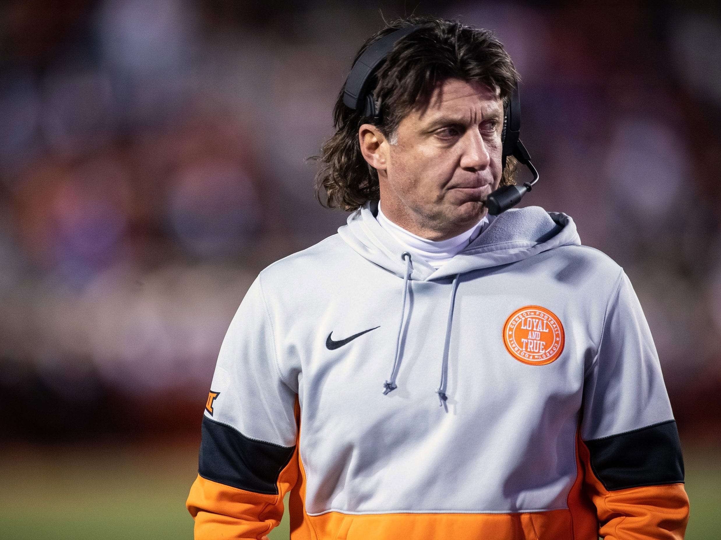 Oklahoma State S Mike Gundy Takes 1 Million Pay Cut After Review For Wearing Oan T Shirt 3downnation