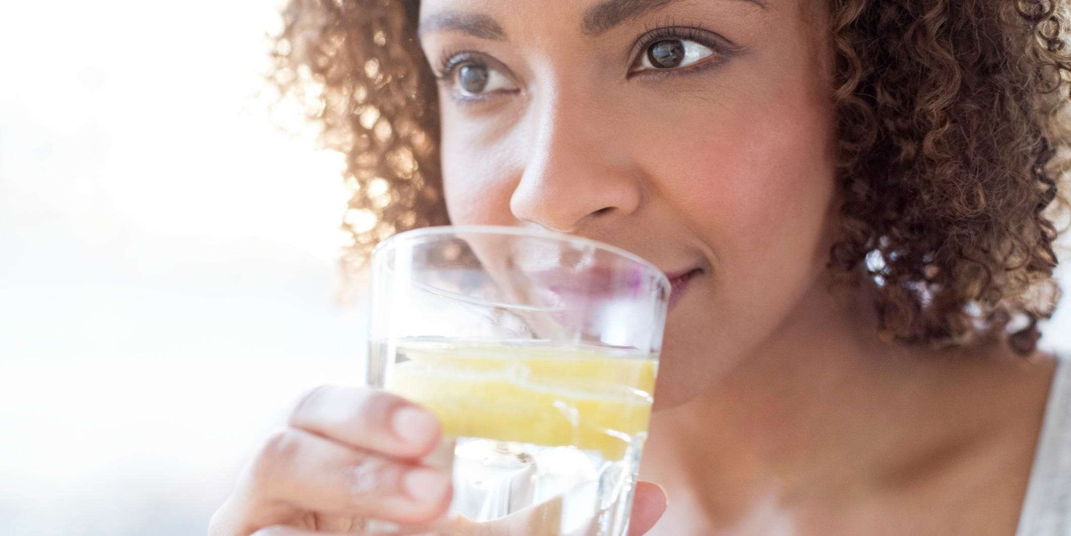 4-health-benefits-of-lemon-water-and-how-much-you-should-drink-each-day