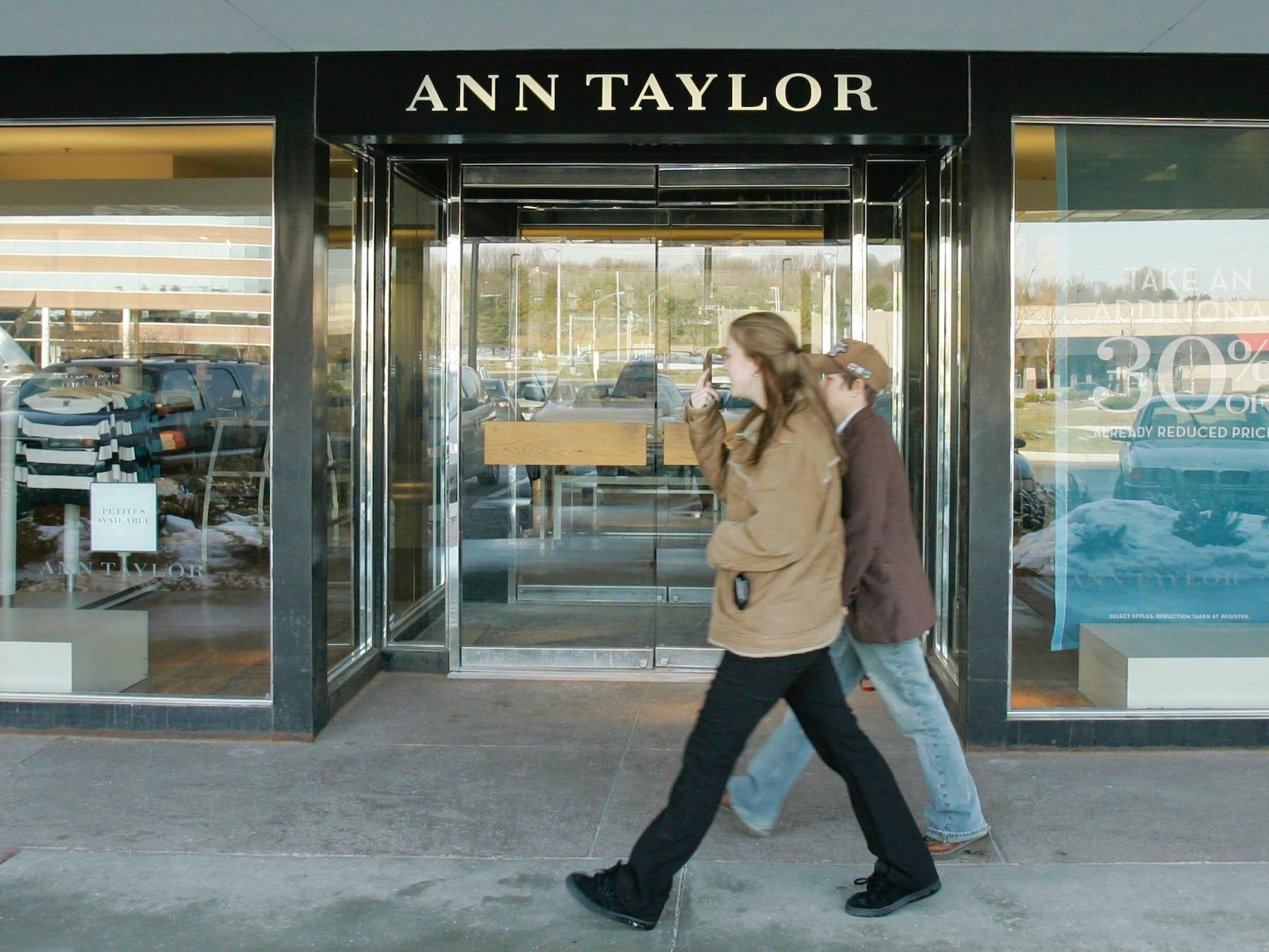 76 Ann Taylor LOFT and Lou Grey stores are closing after