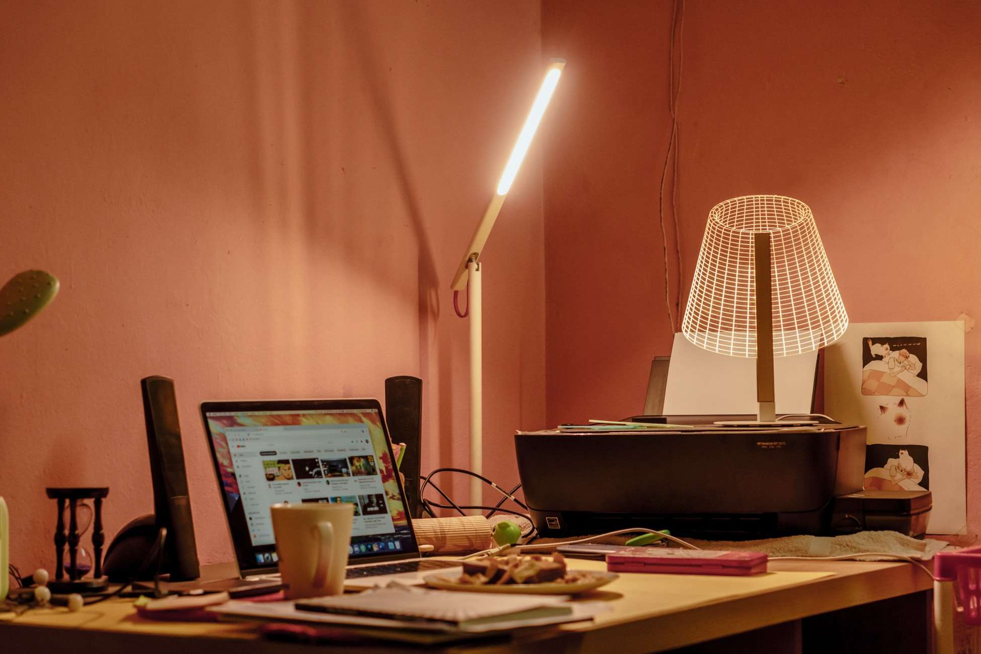 Table lamp store for study table