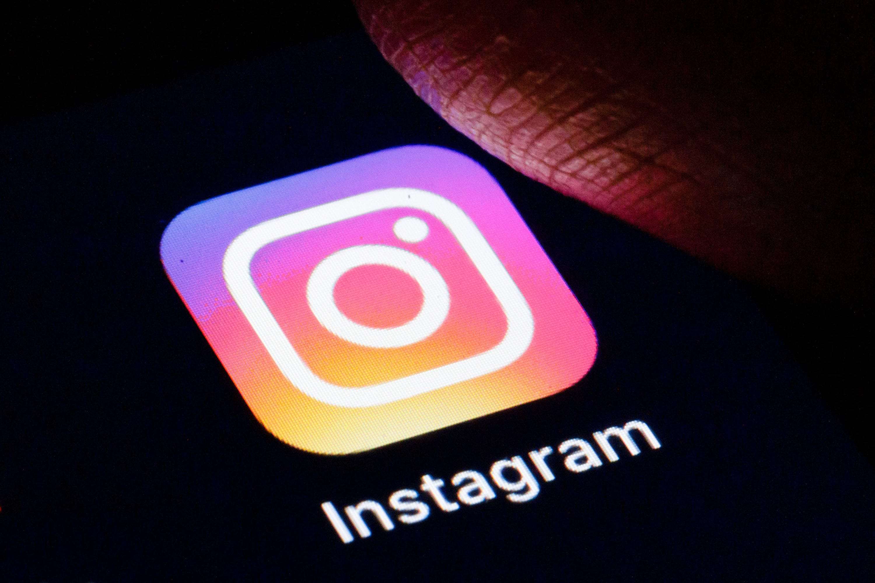 how-to-direct-message-someone-on-instagram-and-chat-with-users