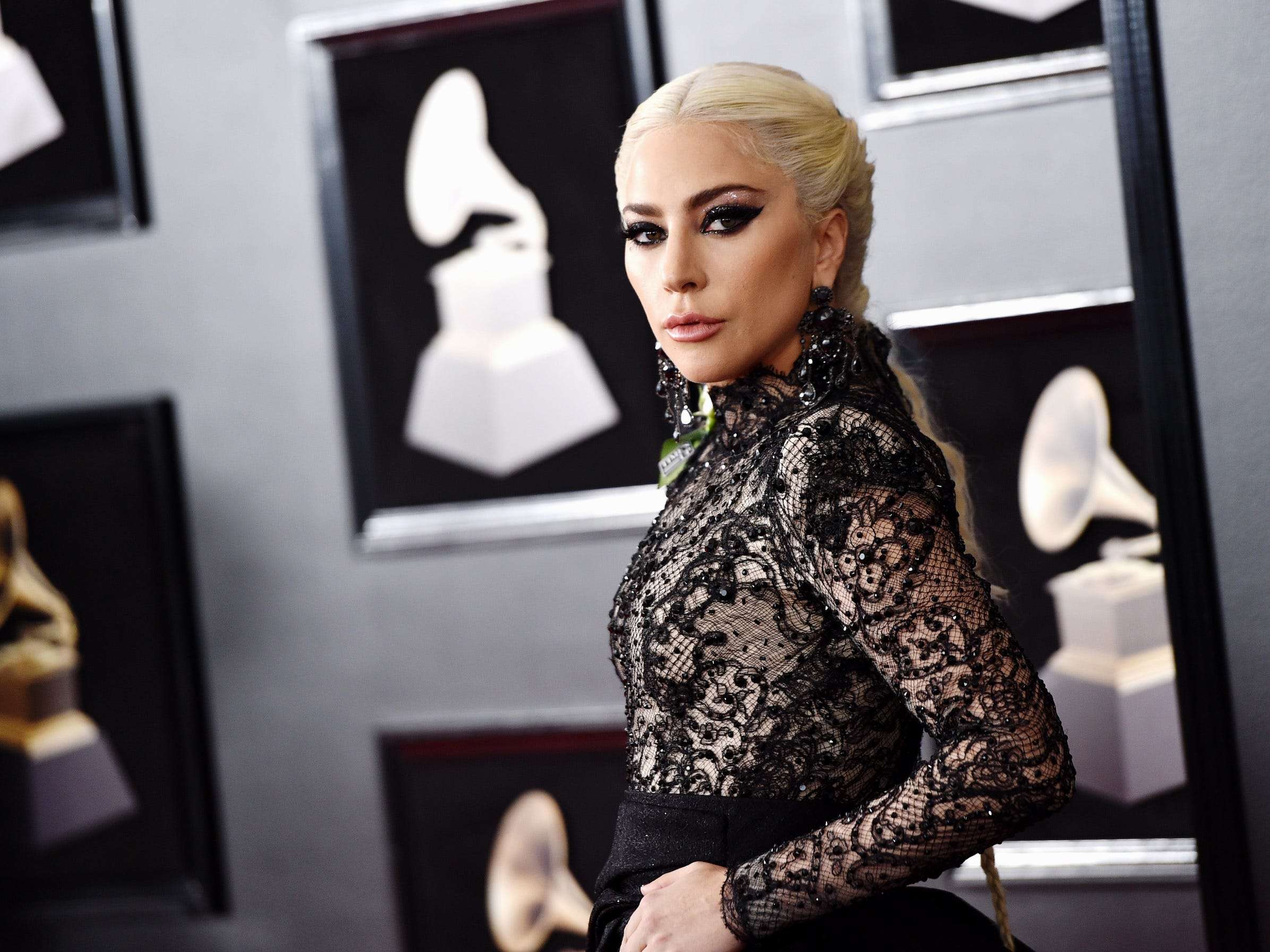 Lady Gaga Says She Used To 'get Depressed' Every Day When She Woke Up ...