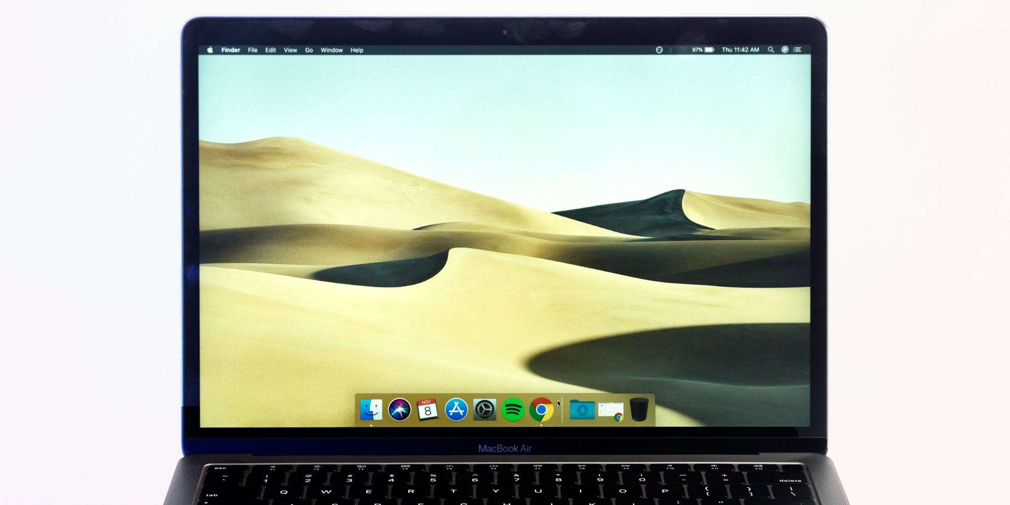 How to change the size of the Dock on your Mac computer in ...