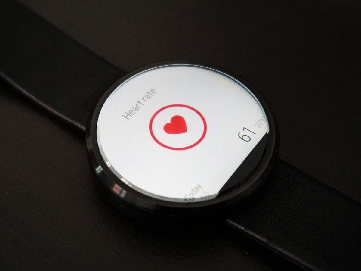 Smartwatches with discount heart rate monitor